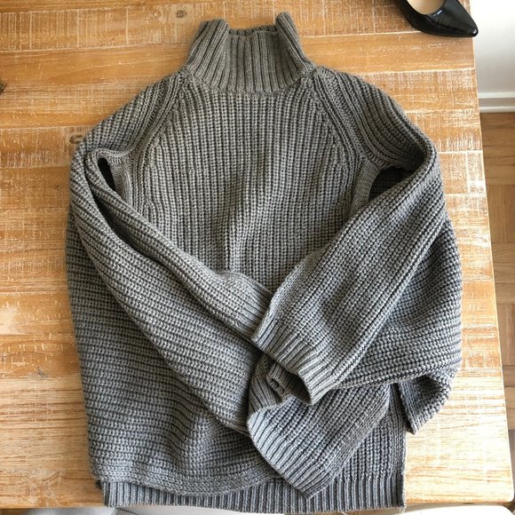 BCBGMaxAzria 'Jacinta' sweater, EUC - Picture 4 of 5